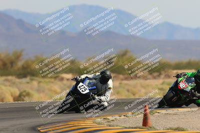 media/Oct-30-2022-CVMA (Sun) [[fb421c3cec]]/Race 12 Supersport Open/